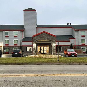 Howard Johnson By Wyndham Urbana